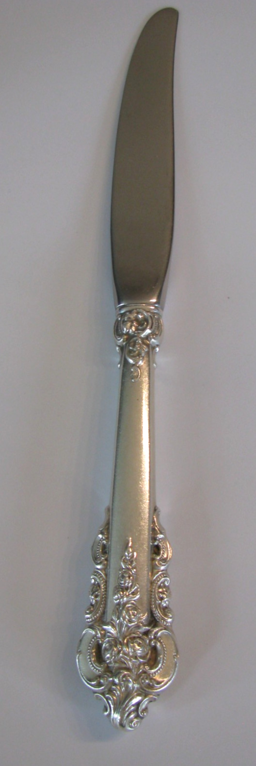 Wallace Sterling Silver Grand Baroque 8 7/8” Dinner Knife, sold individually