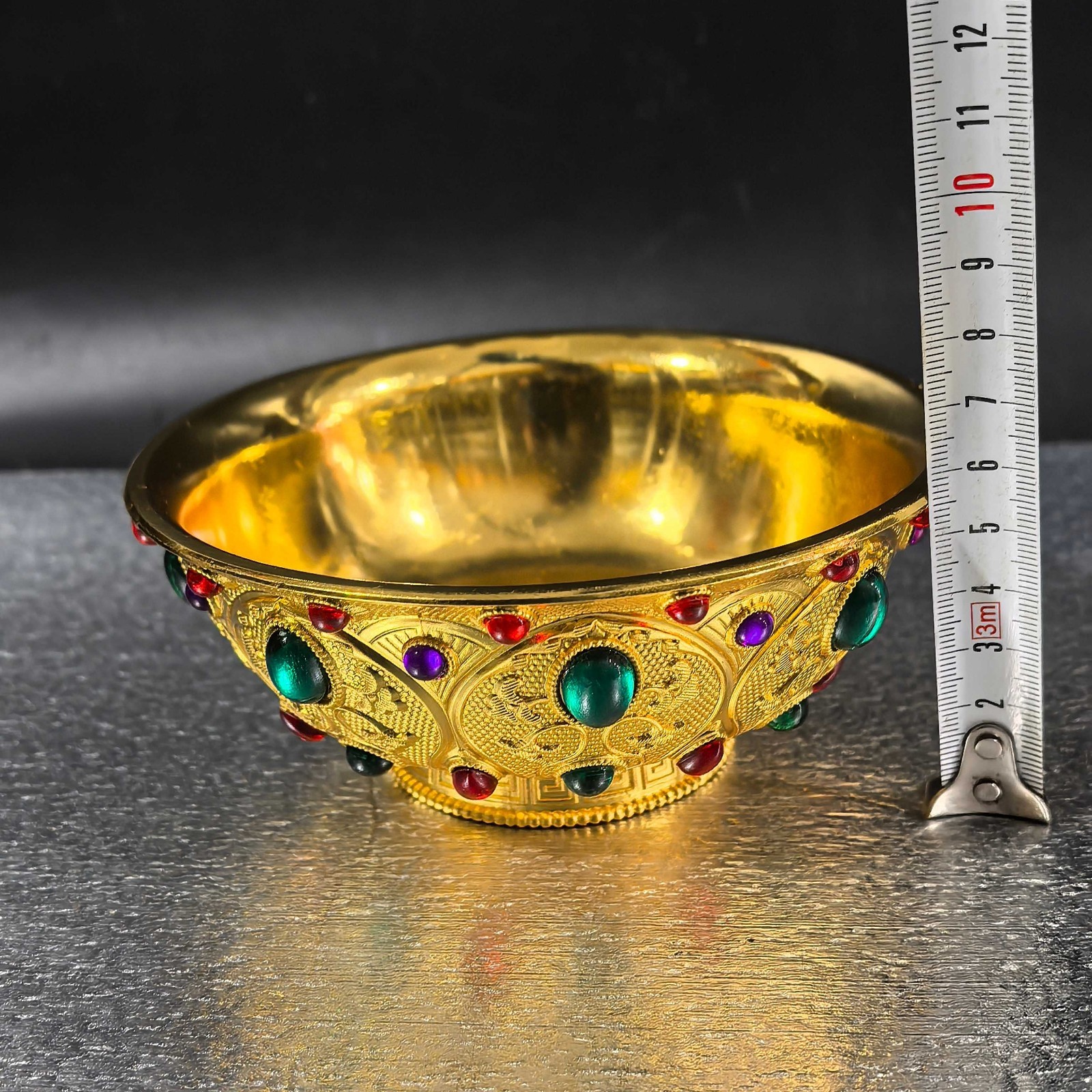 Antique gemstone gilded inlaid gold bowl decoration