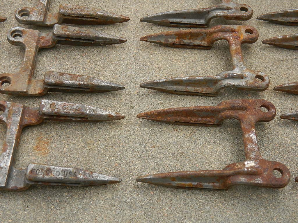 Lot of 24 Antique Farm Machinery Teeth Forks Tines Vintage Steampunk Cast Iron