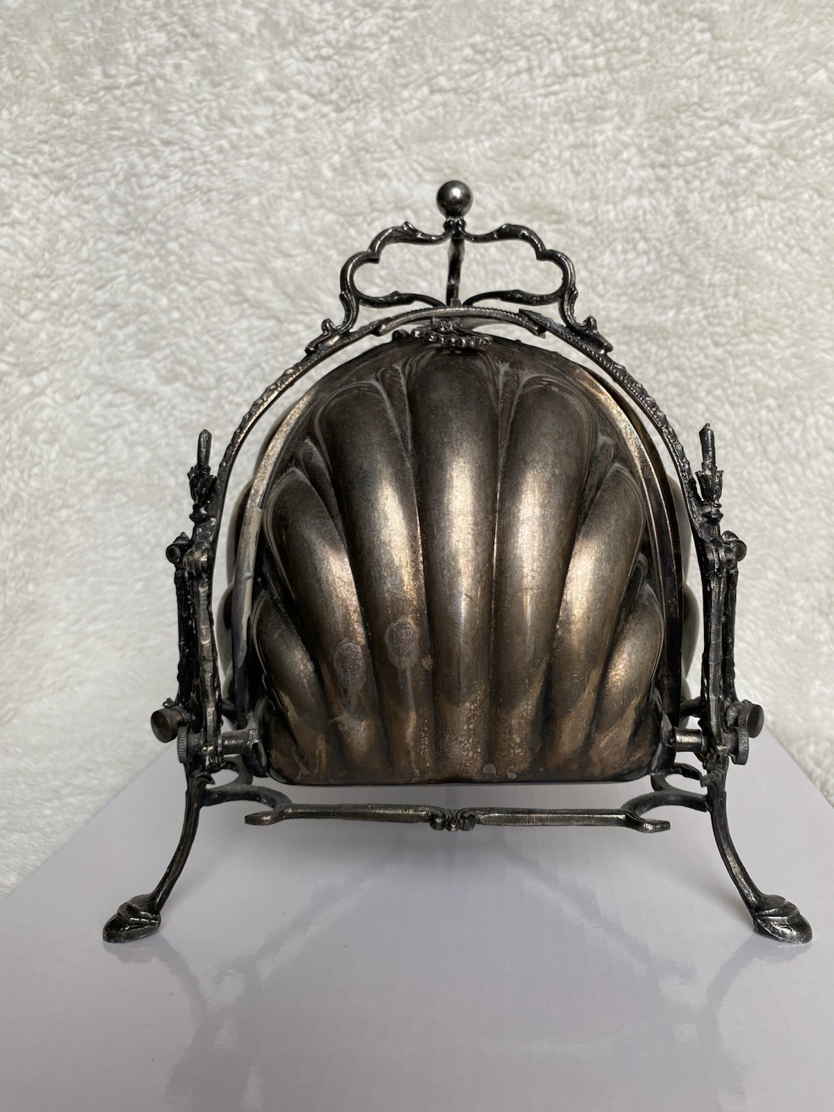 Antique Beautiful English Silverplate English Italy Eales 1779 Tri Fold Clam