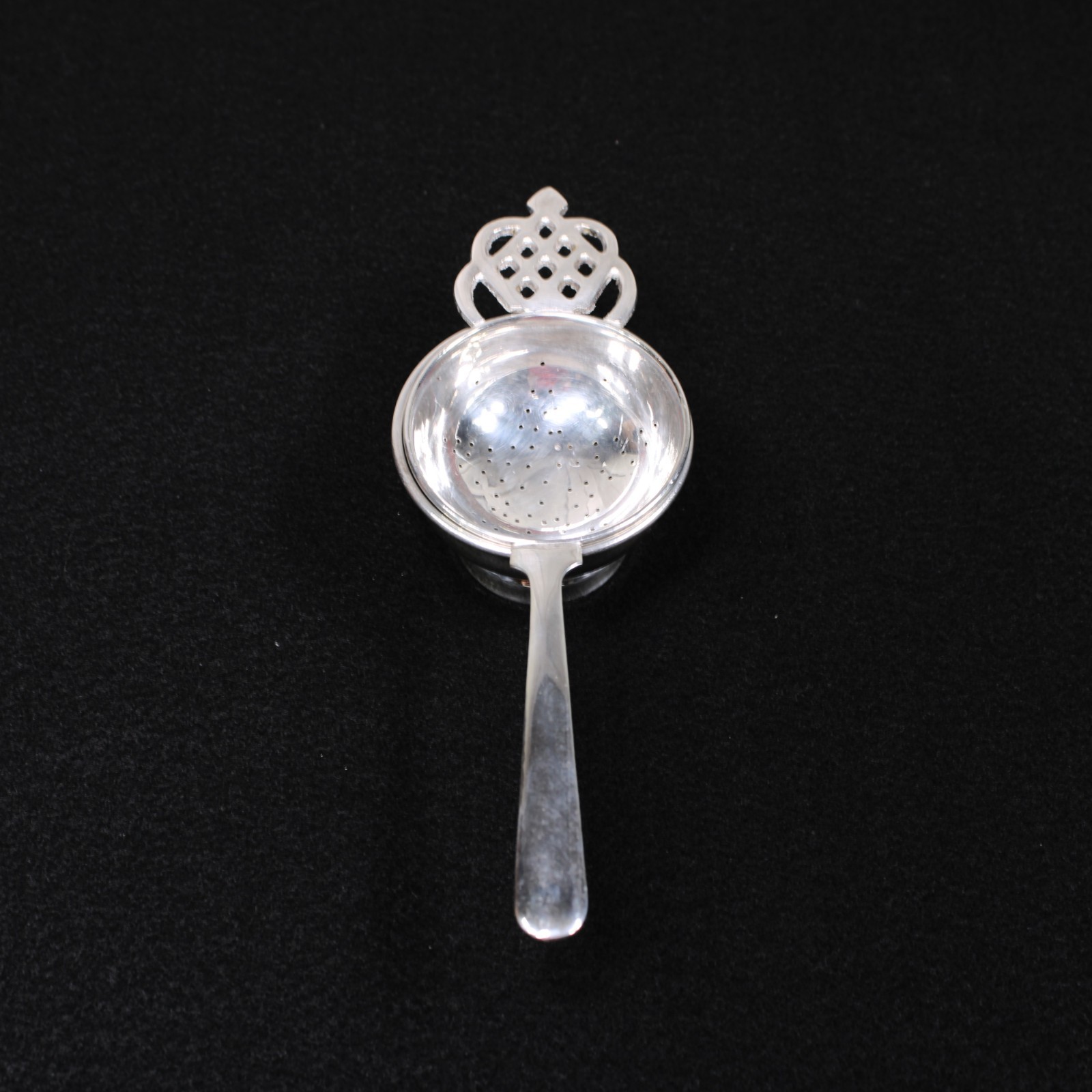 Vintage Silver Plated Tea Strainer With Drip Cup Ornate Crown Lattice Design