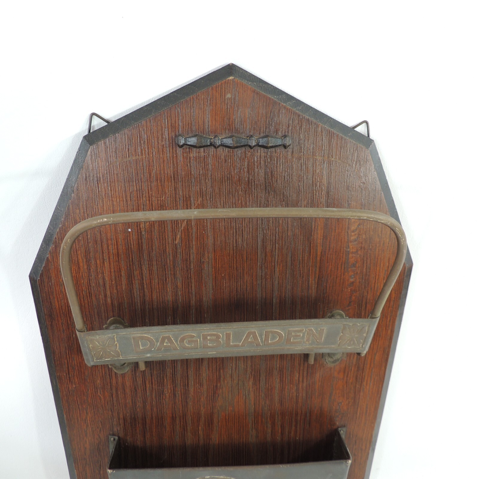 Antique Dutch Dagbladen Wood & Brass Newspaper & Mail Holder Hunting Dog w Bird