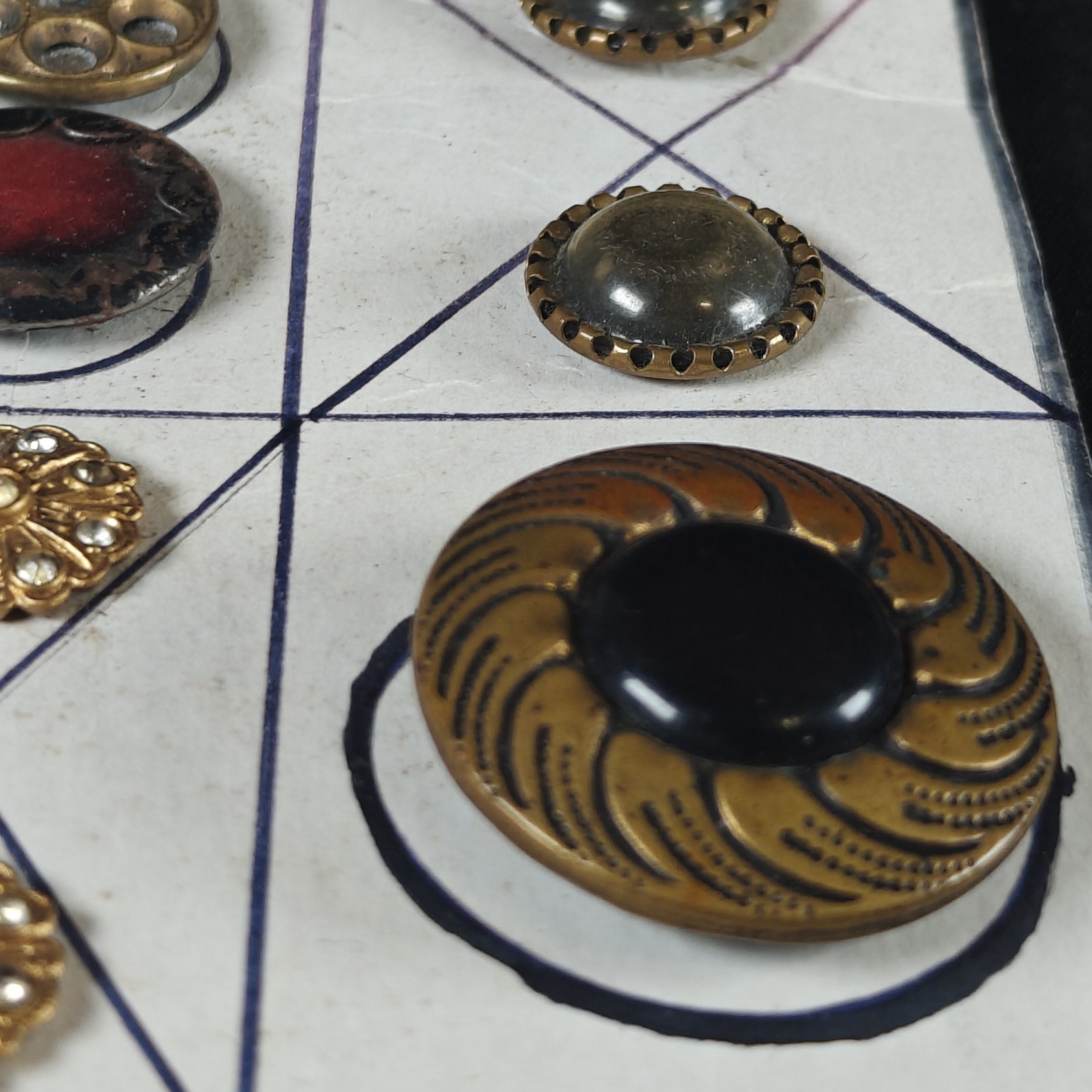 Collection Lot Antique And Vintage Buttons Victorian Picture