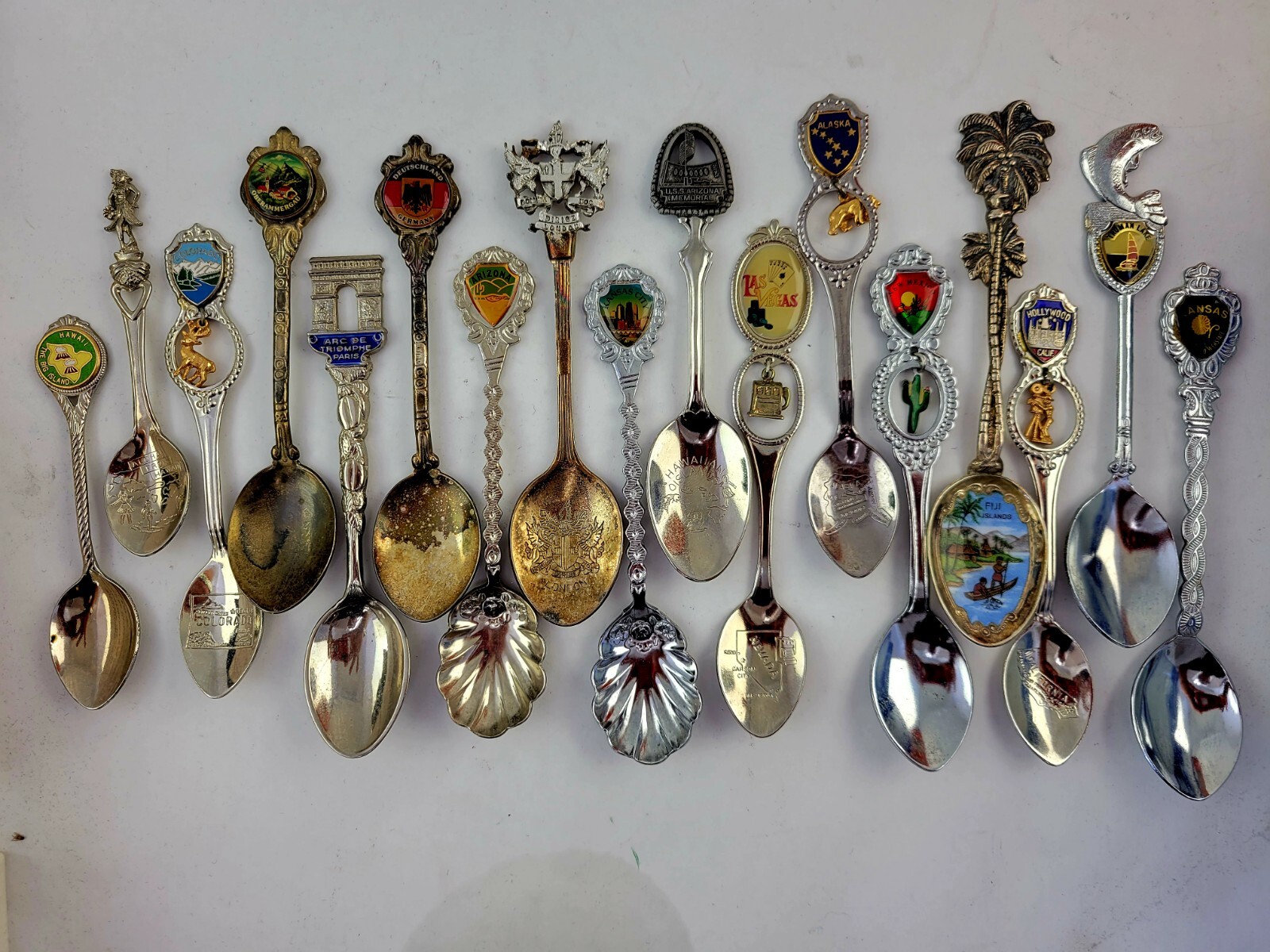 17pc Set of Vintage Souvenir Spoons Germany, Arizona, London, Vegas, Paris