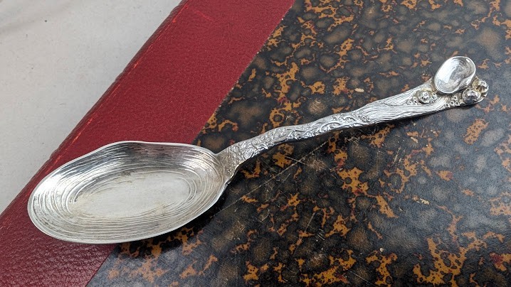 Wallace Sterling Nautical Clam Shell & Seaweed Spoon like Gorham Narragansett