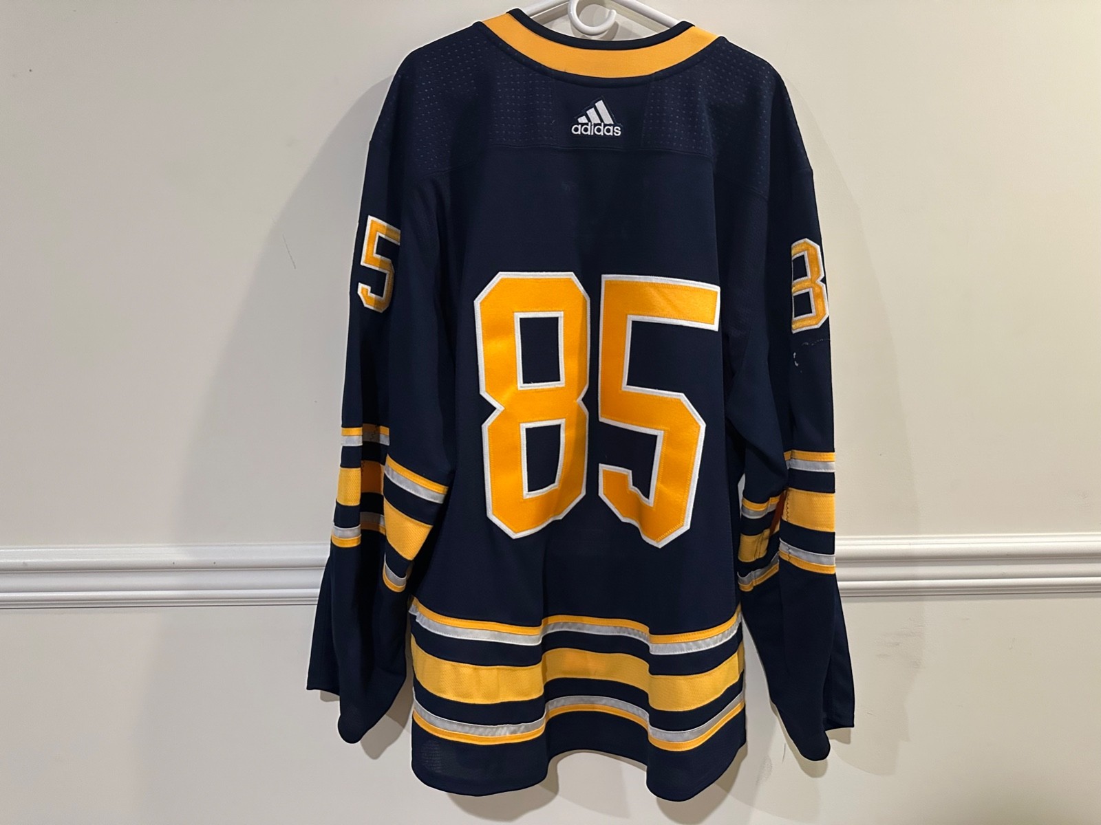 PRO AUTHENTIC 2023-24 SEASON Buffalo Sabres HOCKEY JERSEY SZ. 58