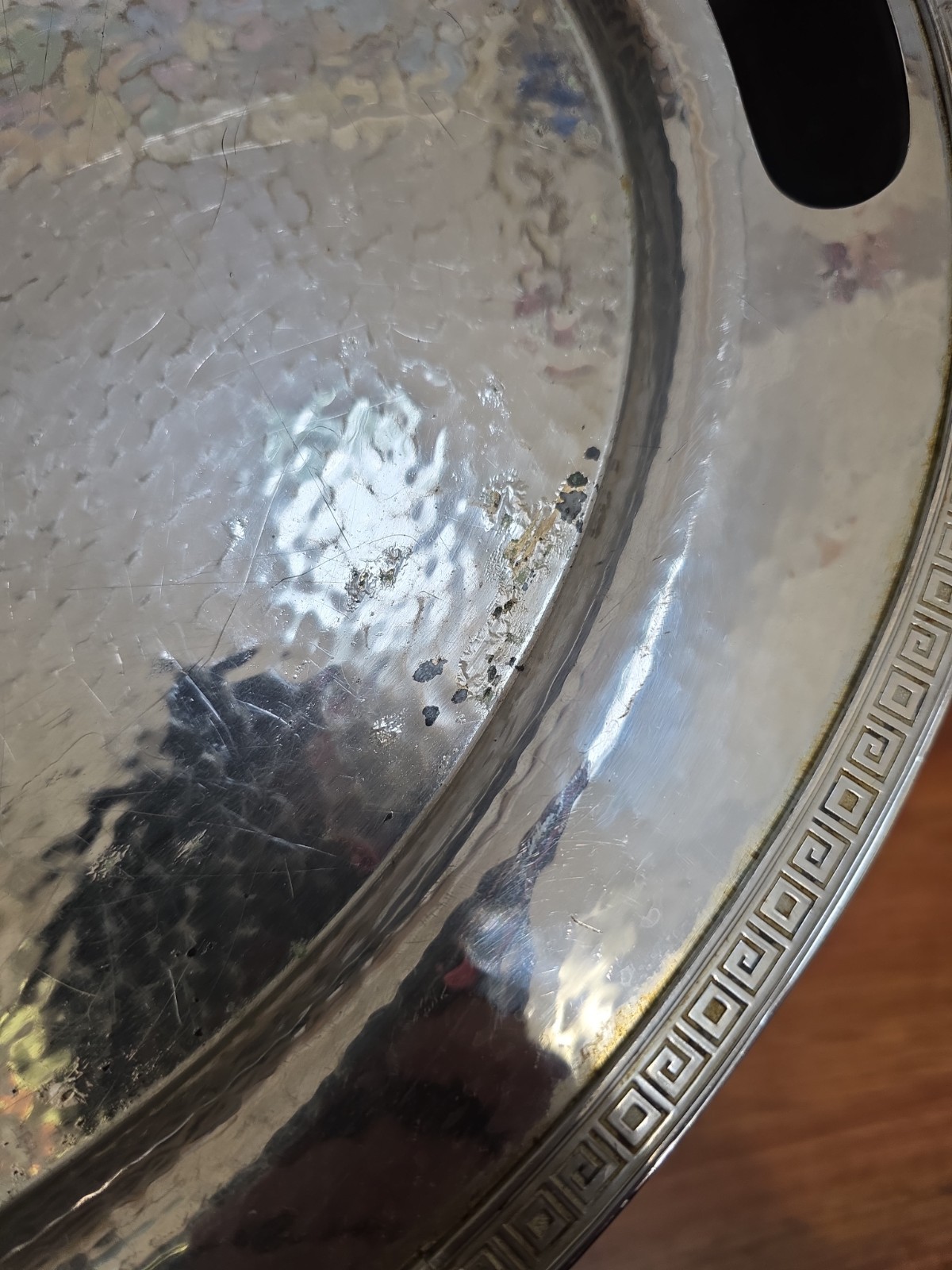 Vintage Meriden International Silver 20″ In Hammered Tray 2611 Plating Loss