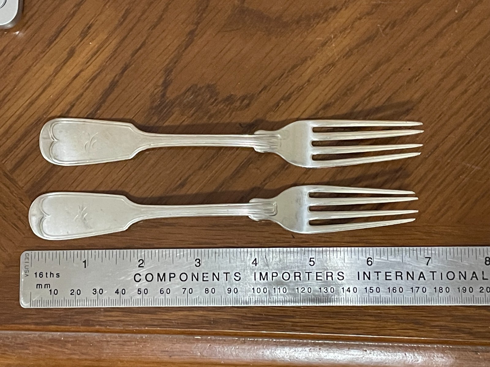 Pair Squire &Brother .900 Coin Silver Forks: NY & CT 1845 to 1853 78g