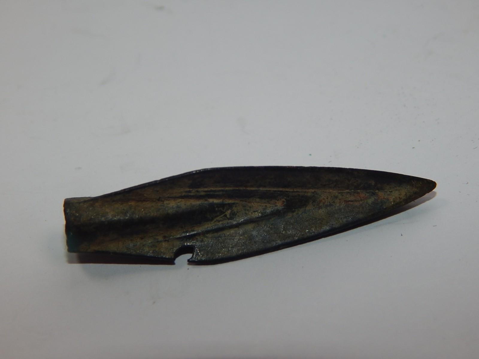 ANCIENT ANTIQUE EXCAVATED BRONZE ARROW HEAD DATE & ORIGIN UNKNOWN