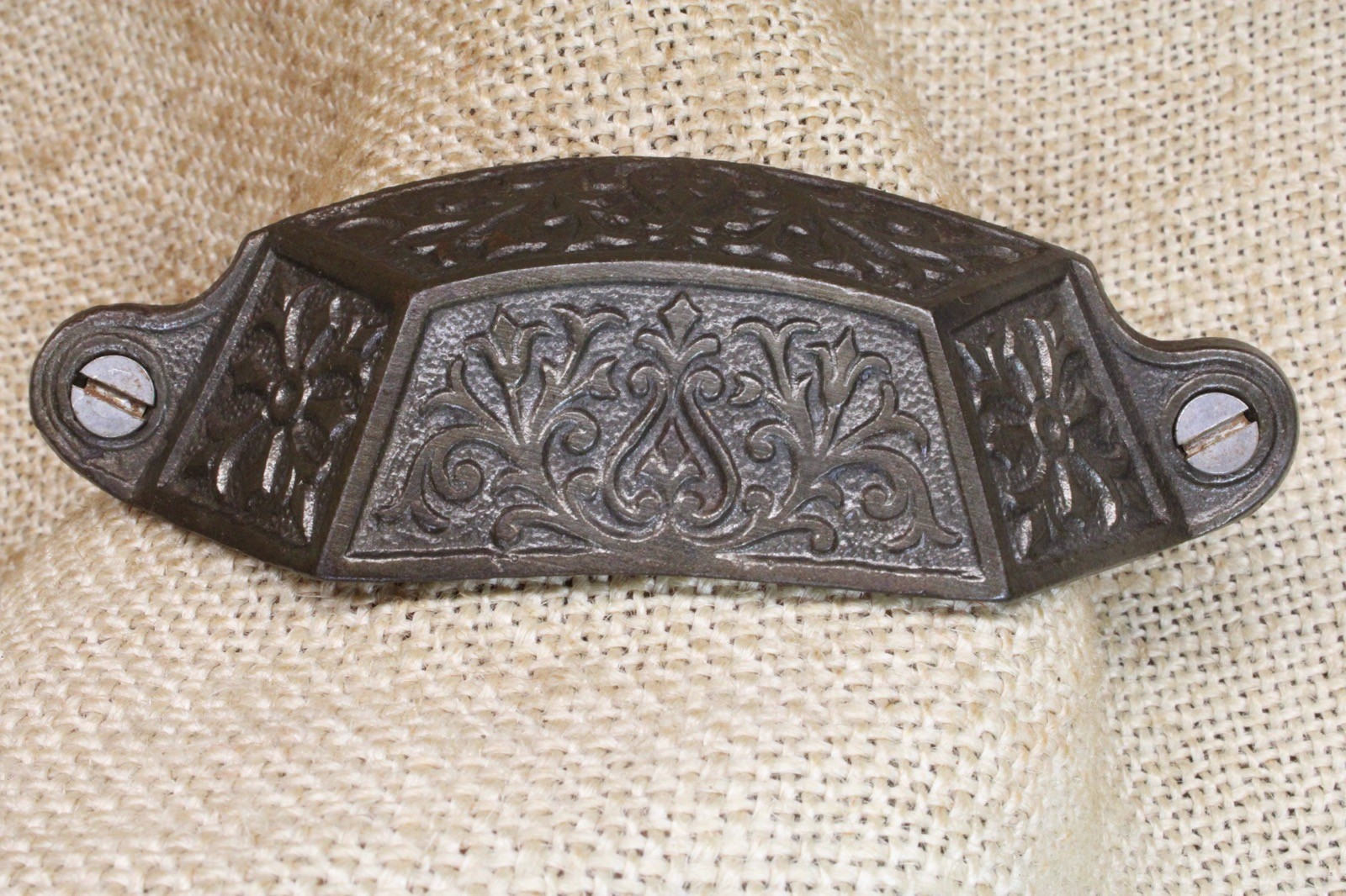 Old Bin Drawer Pull Cup Handle 4” Rustic Vintage Vines Ferns Clean Cast Iron
