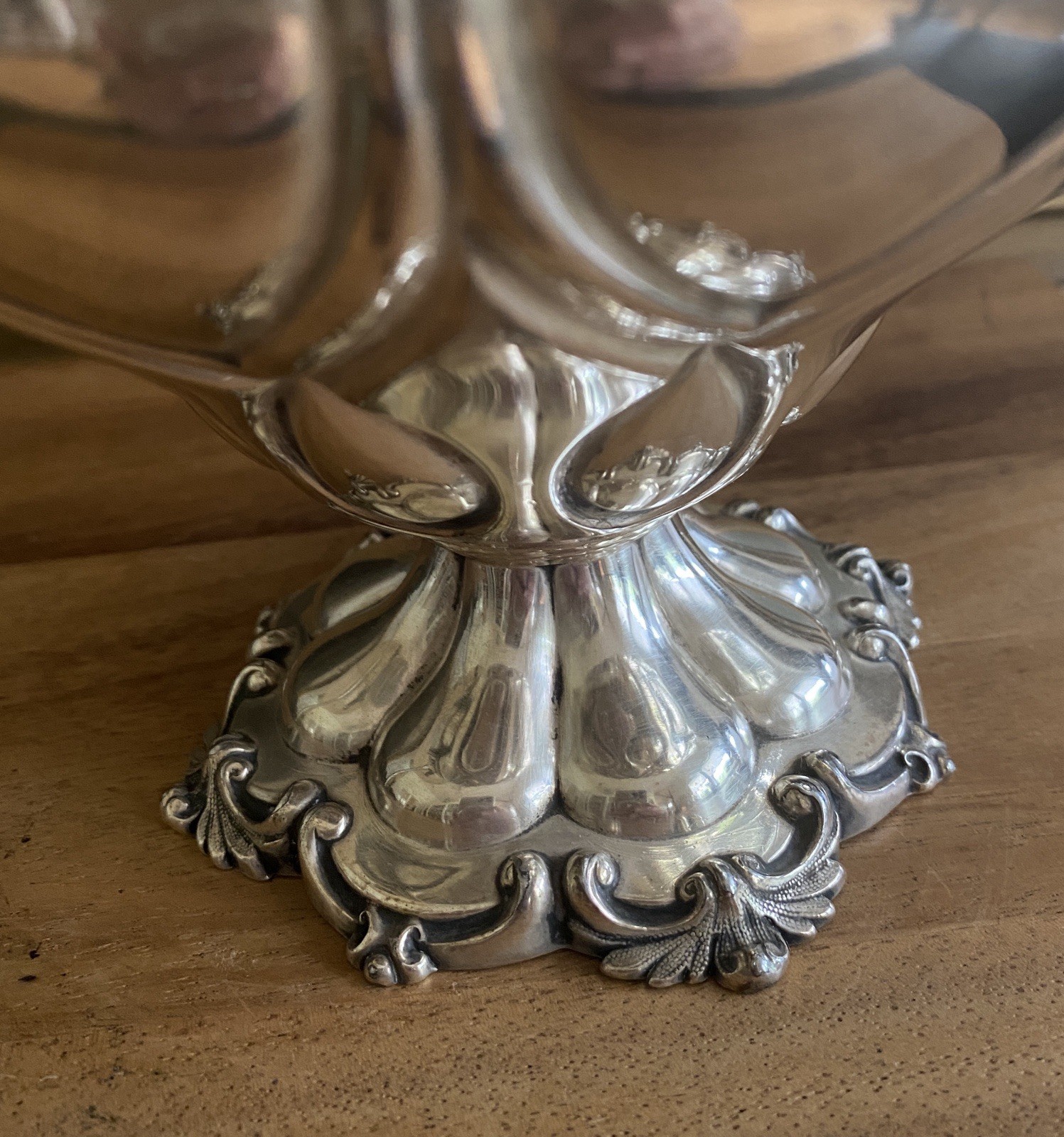 REED AND BARTON Victorian Lobed VESSEL Acorn Finial Antique 1858-1870