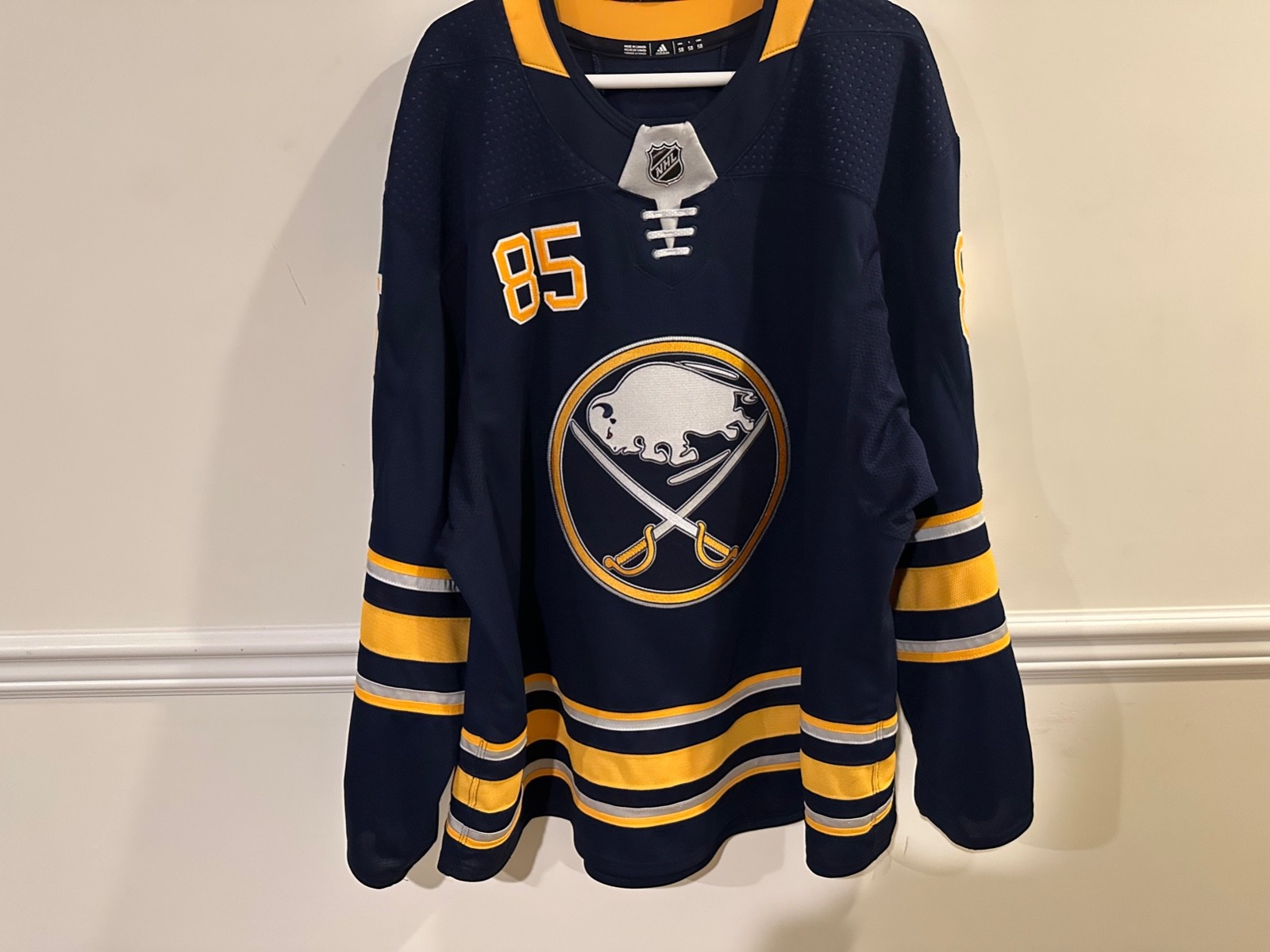 PRO AUTHENTIC 2023-24 SEASON Buffalo Sabres HOCKEY JERSEY SZ. 58