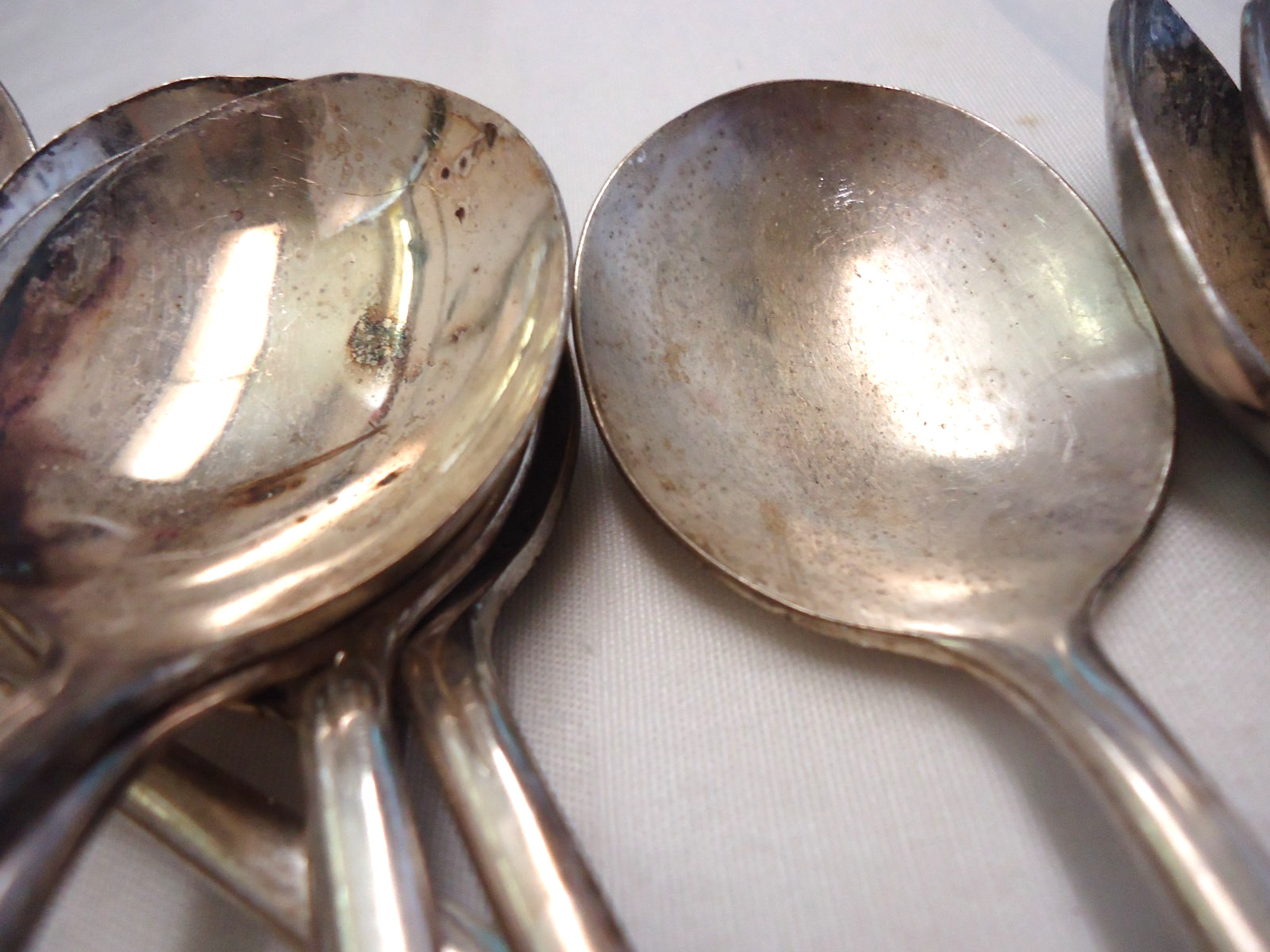 VINTAGE SILVERPLATE FLATWARE MIXED LOT BULK 120-PIECES
