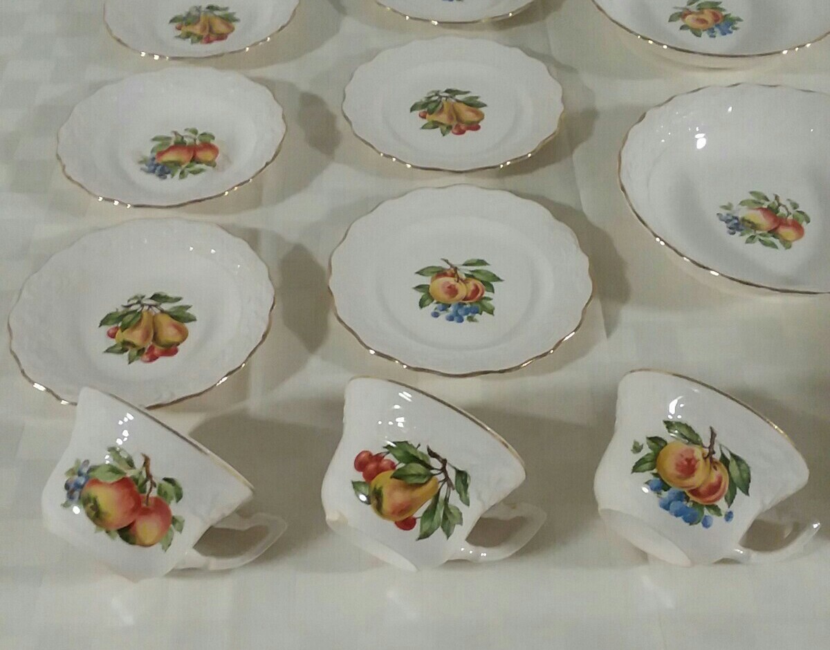 ANTIQUE Warranted 22k China – RARE FRUIT COLLECTION