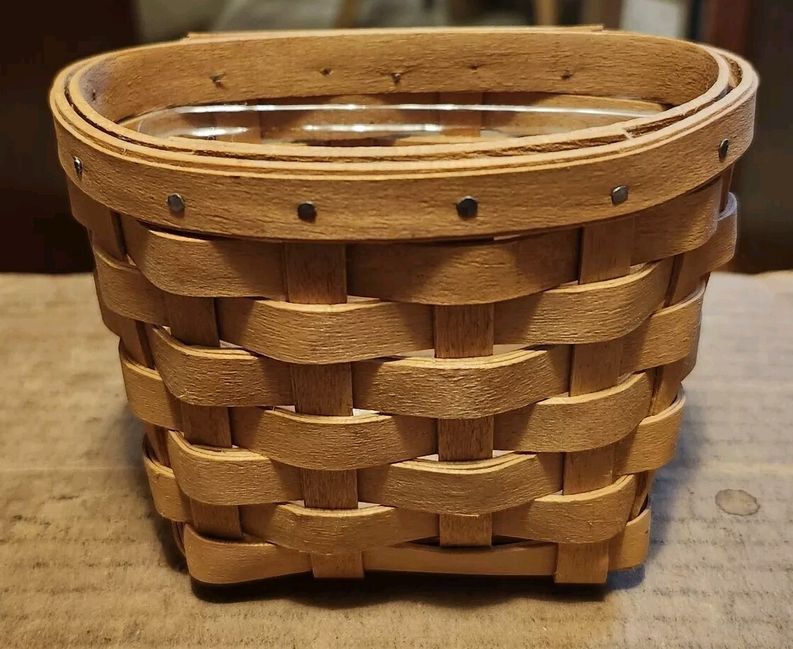 Vintage 2000 Longaberger Basket Handwoven Miniature Wall Berry Basket 3.5H