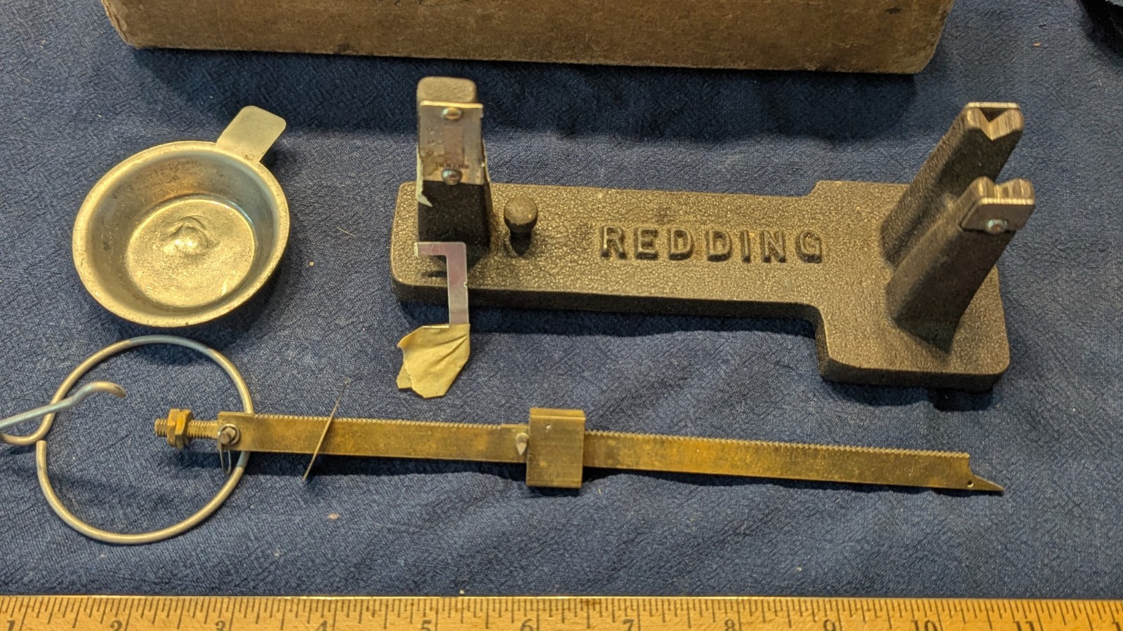 Vintage Redding Powder and Bullet Scale 325 Grains Capacity In Original Box