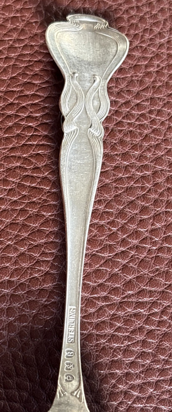 Cabildo New Orleans LA 5.25″ Sterling Souvenir Spoon Pond Lily Pattern P&B 17g