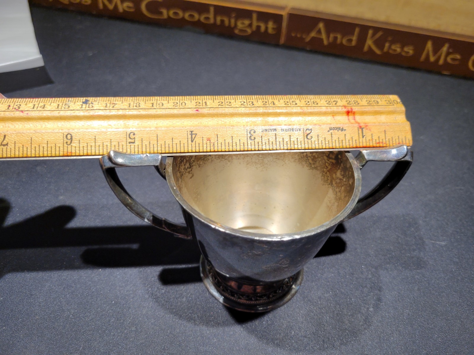 Silver-plated sugar bowl By Lakewood And Oneida Community Ltd