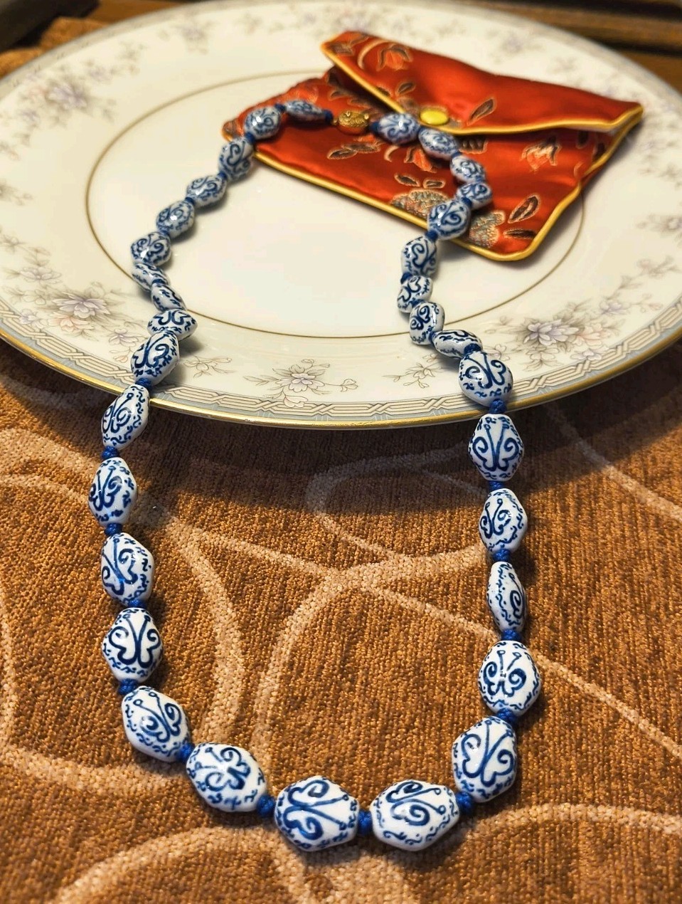 Vtg Chinese Butterfly Blue/White Porcelain Bead Necklace Knotted Hand Painted
