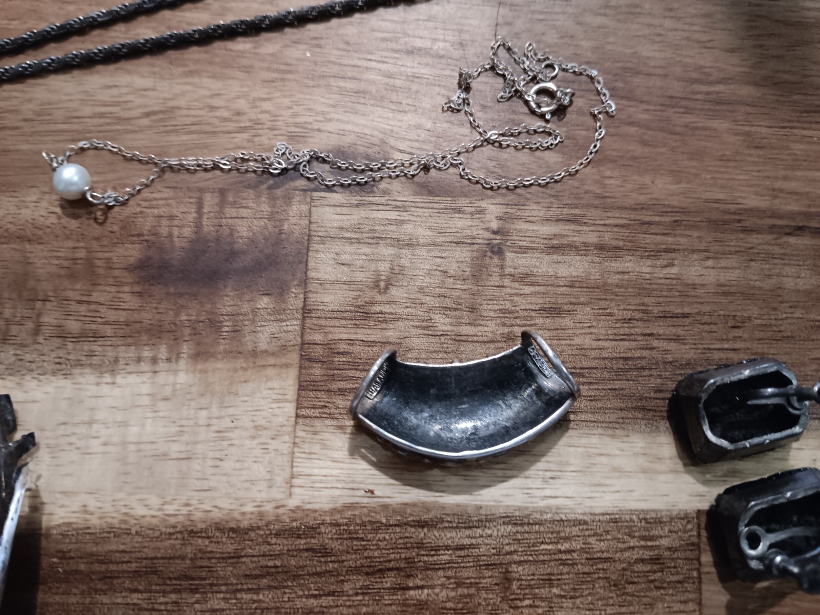 35 Grams Sterling Silver Mixed Scrap & Jewelry