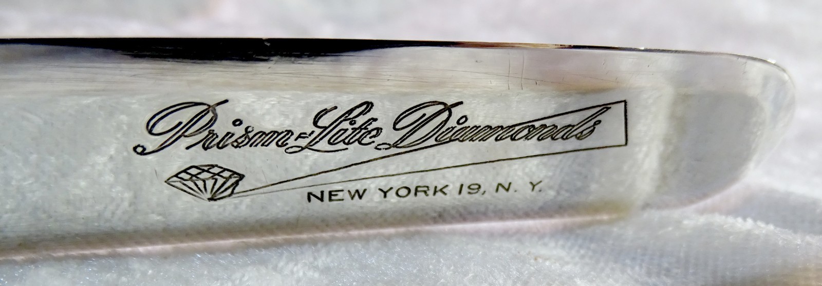 Antique Prism-Lite Diamonds Solid 5 1/4 oz Sterling Page Turner 1″ wide