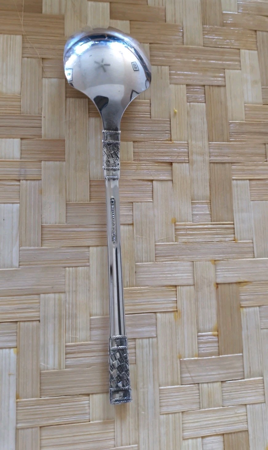 Wallace Sterling Silver Ageaon .925 Sugar Spoon 6 5/8″