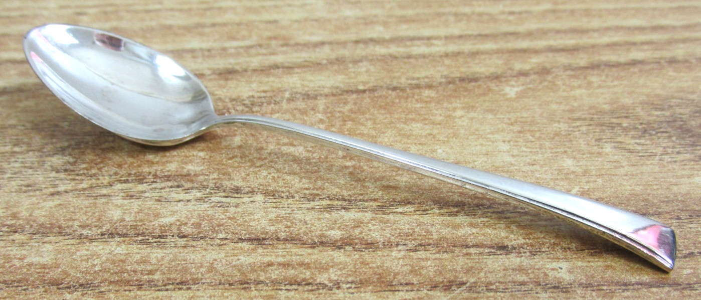 FINE ARTS STERLING SILVER DEMITASSE SPOON – TRANQUILLITY – 4 3/16″ LENGTH – 10g