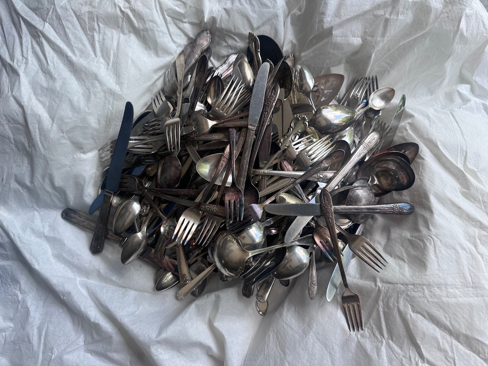 HUGE Scrap Lot Silverplate Forks Spoons Etc Silver Recovery Crafts 25 Lbs