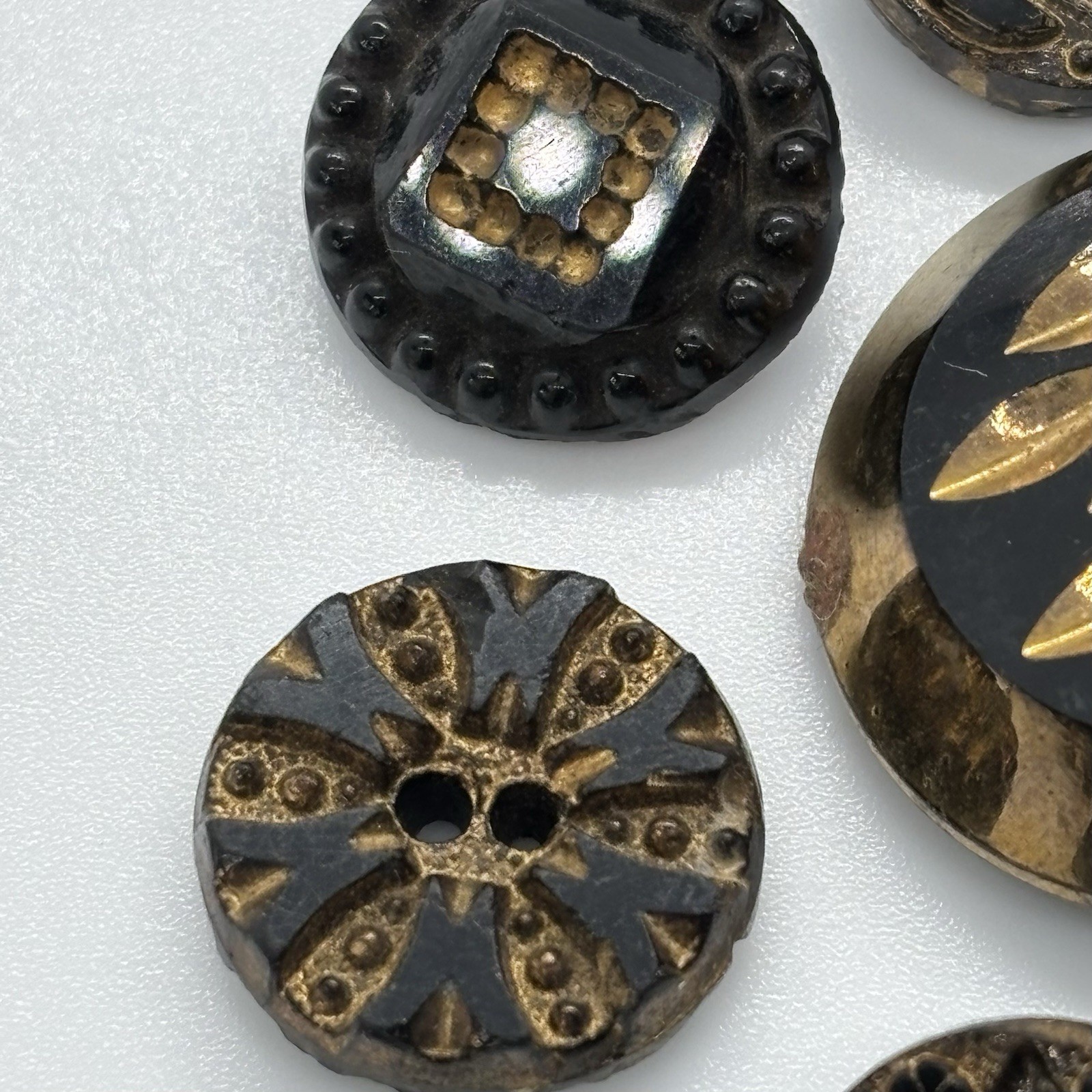 Antique Victorian Black Glass Gold Luster Button Lot Intaglio Picture