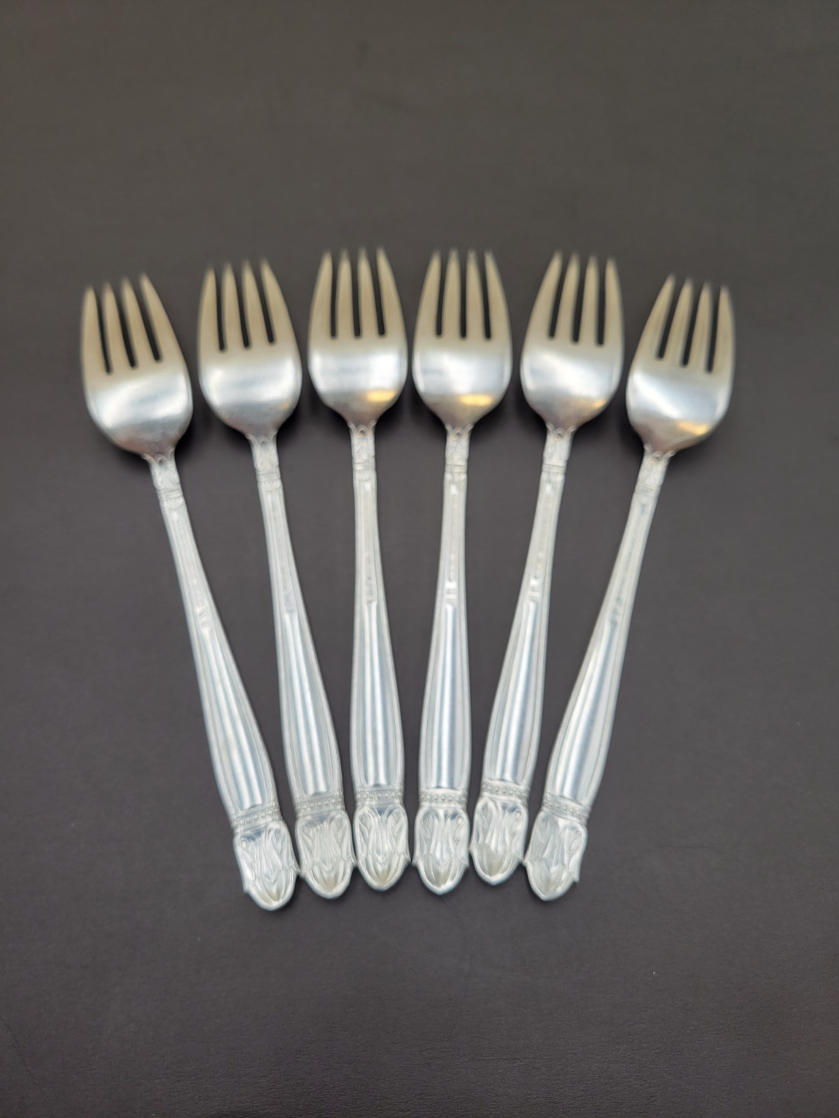 Service for 6 DANISH PRINCESS Silverplate Holmes & Edwards Flatware Set in Case