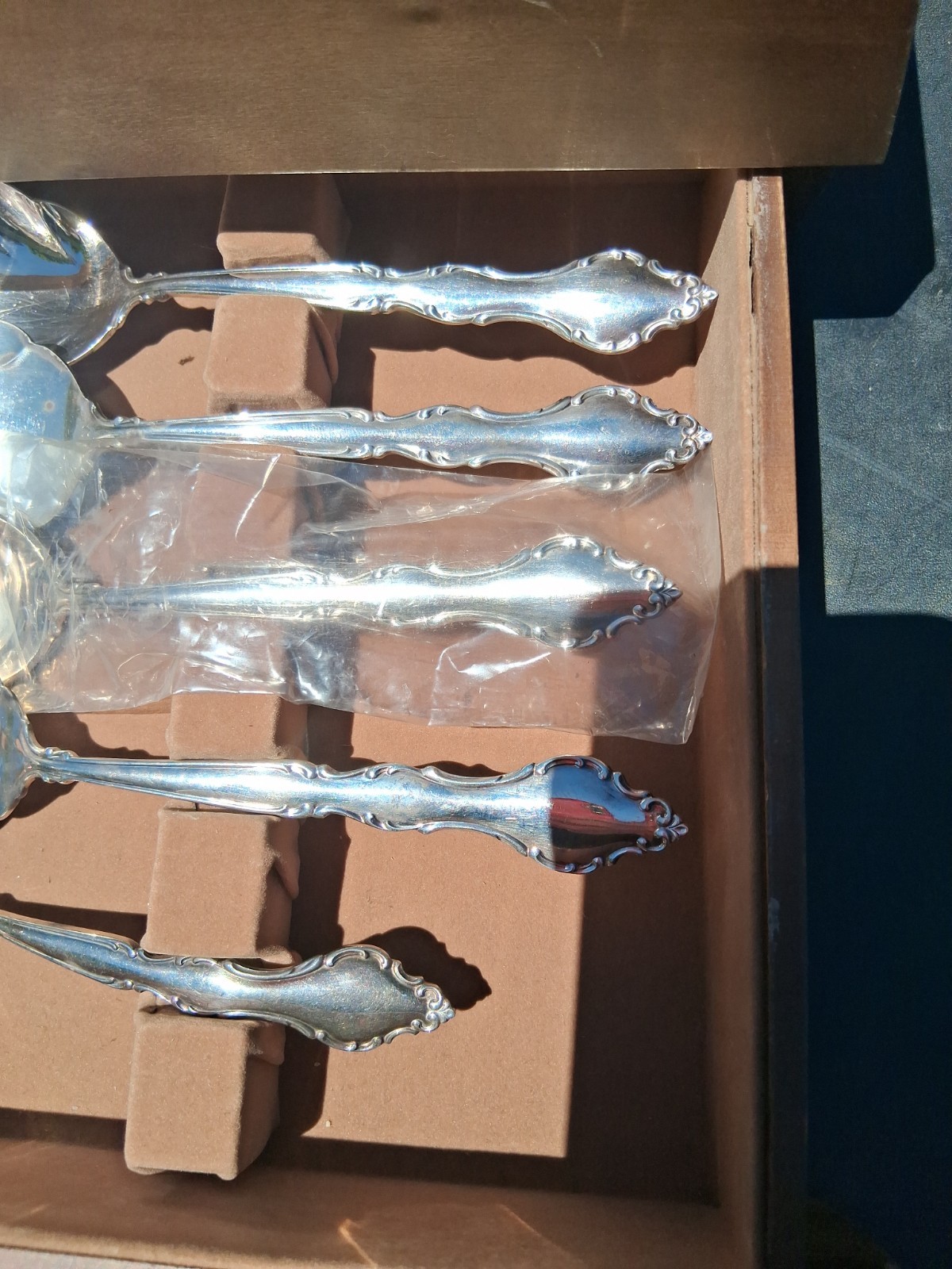 International Deep Silver Flatware Set 48 Pcs NO CASE