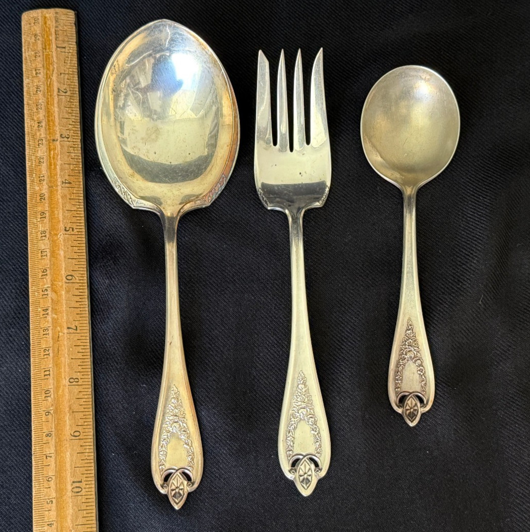 1847 Rogers Bros Old Colony Silverplate Flatware Spoon Fork Serving Set of 3