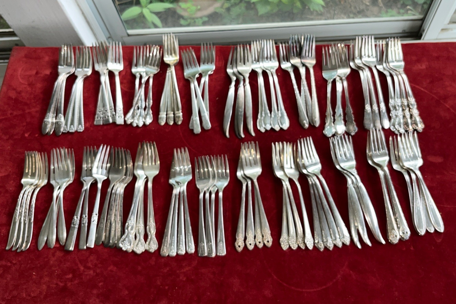 Vtg. Silverplate Flatware Salad Fork Lot of 100 in 25 Sets of 4 Craft Repurpose