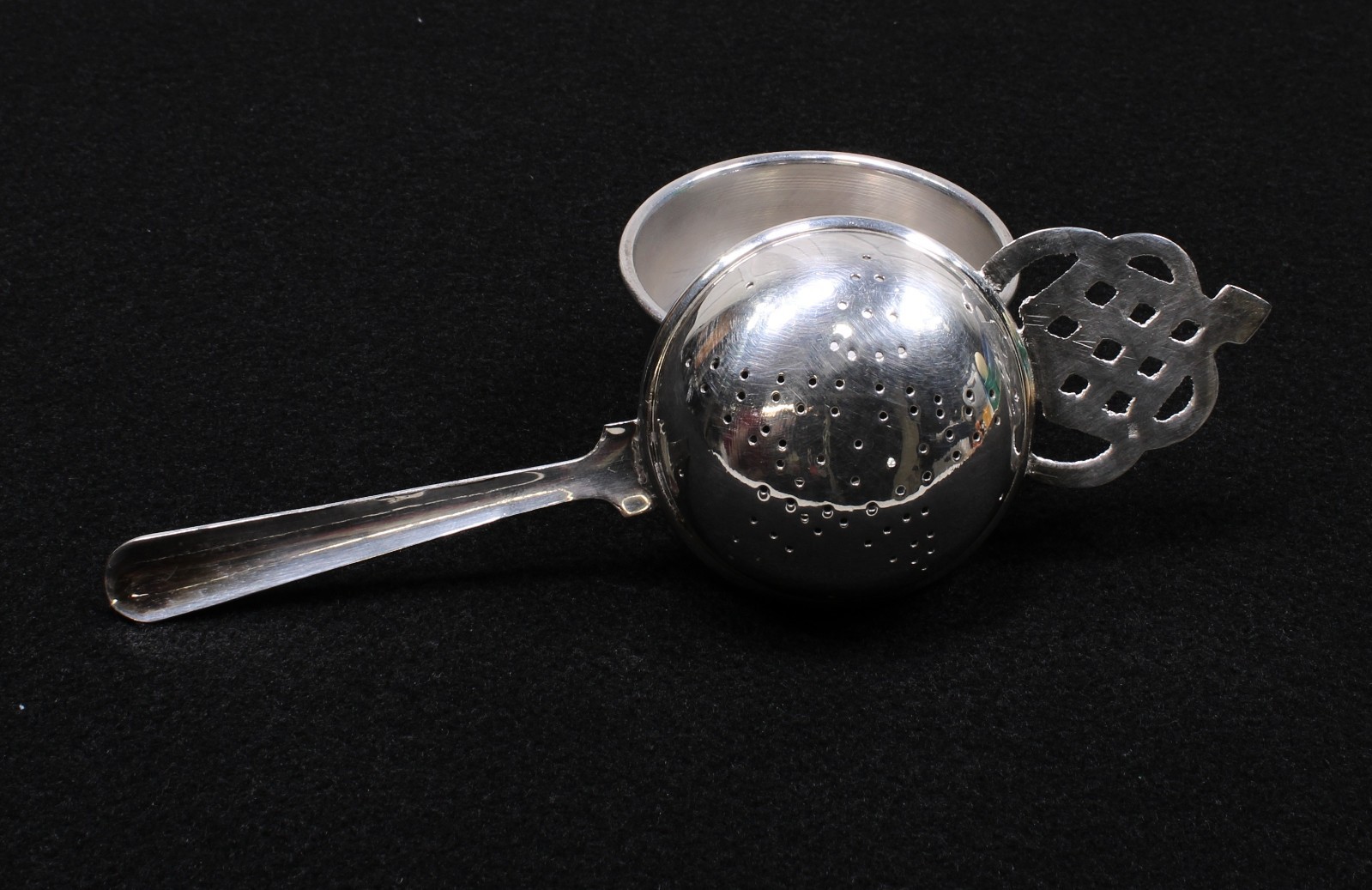Vintage Silver Plated Tea Strainer With Drip Cup Ornate Crown Lattice Design