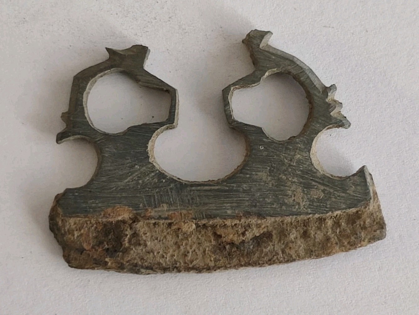 ANCIENT BYZANTINE IRON RAZOR BLADE WITH BRONZE HANDLE 700-1100 AD