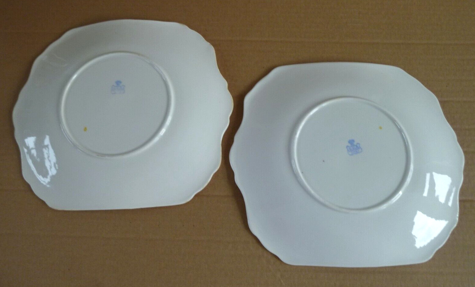Pair CWS WINDSOR Art Deco Hand decorated Cake / Biscuit Plates EXC 24 cms