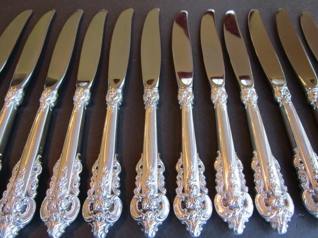 1 (ONE) WALLACE GRANDE BAROQUE STERLING SILVER FLATWARE DINNER KNIFE-9″MINT****