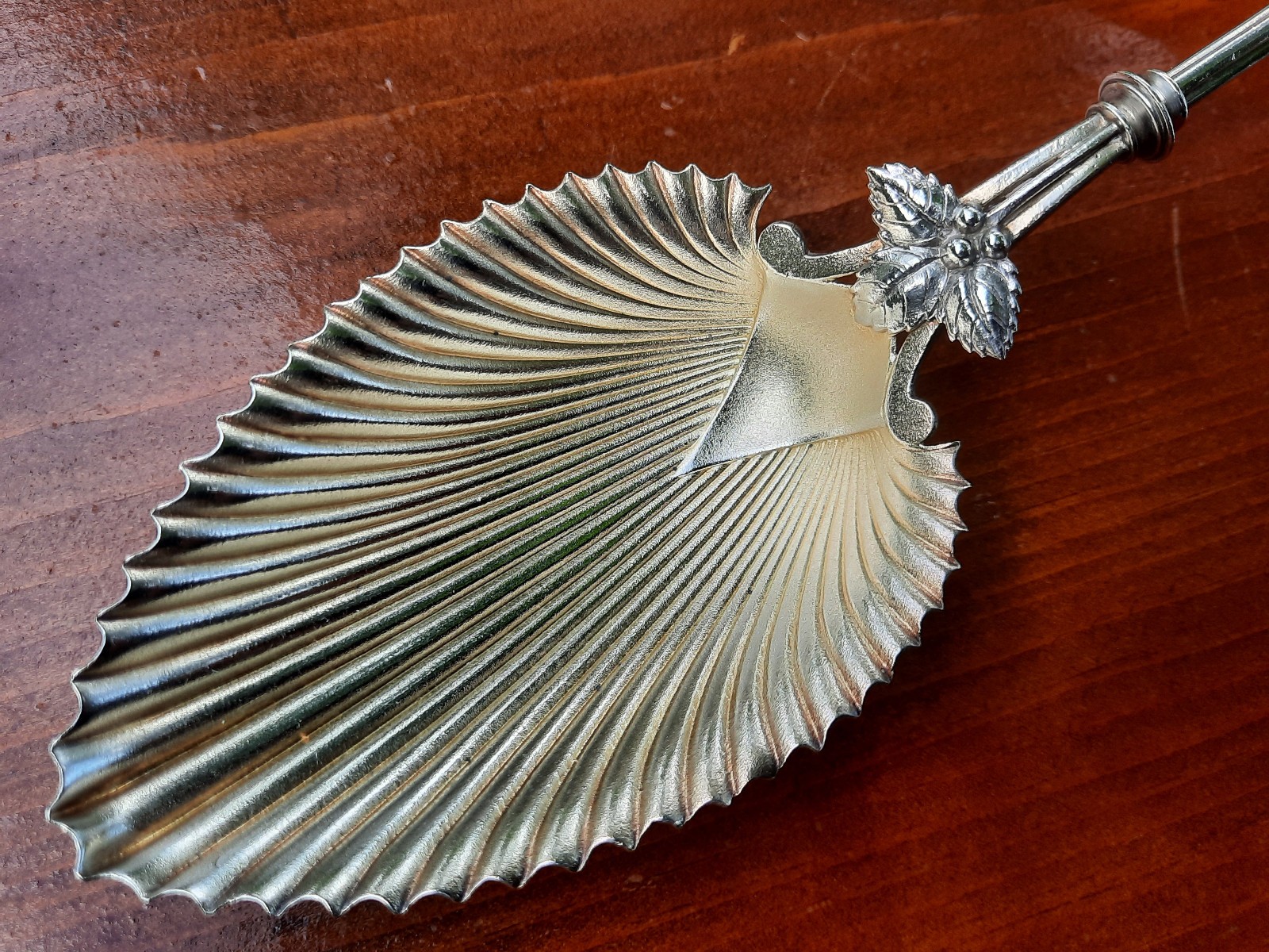 Sterling Silver Whiting Mfg. Co. Bird on Nest Serving Spoon w Serrated Bowl