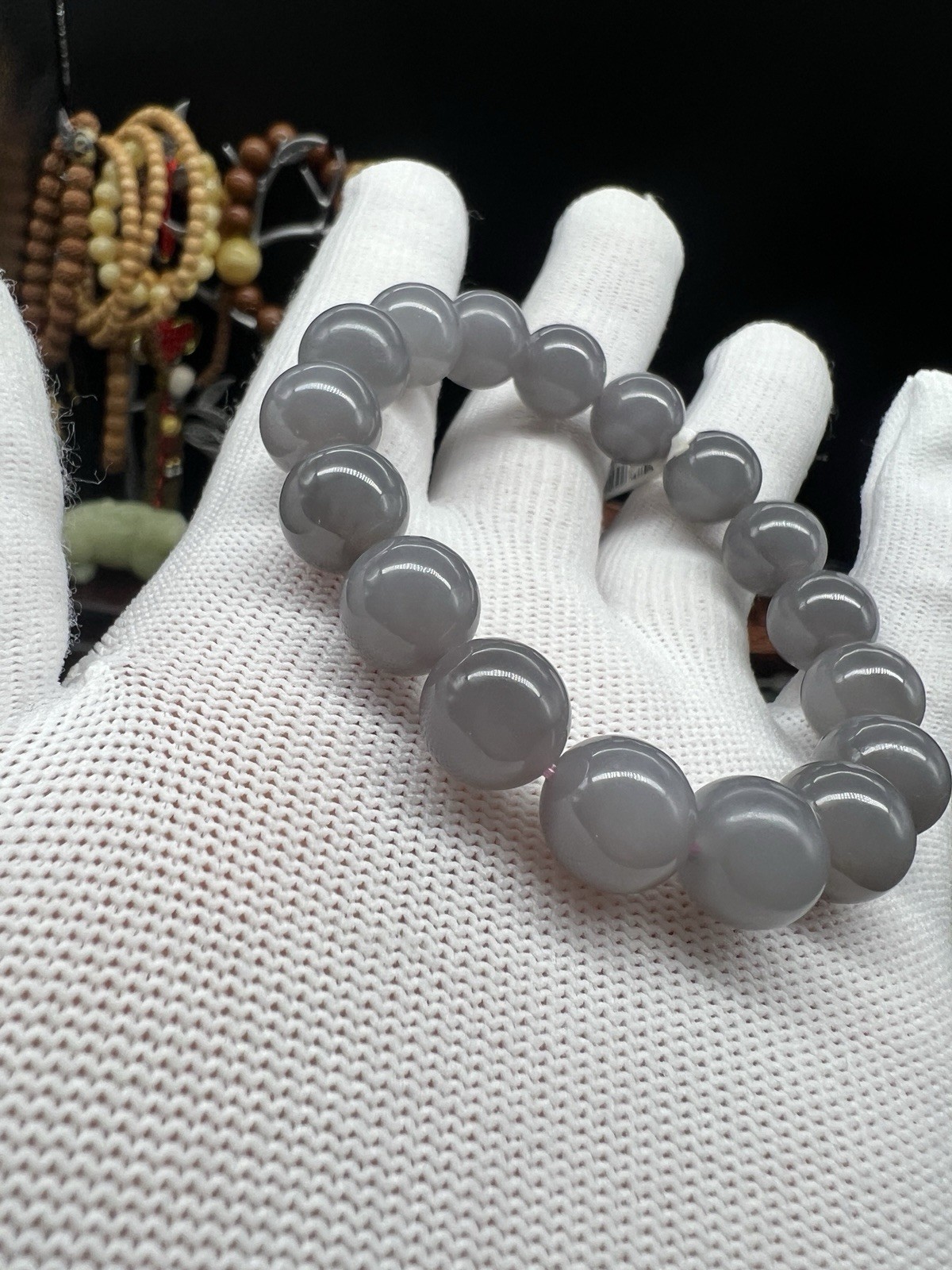 12mm Qinghai Hetian Yu Icy Smoky Purple Bracelet 青海和田玉冰烟紫手串