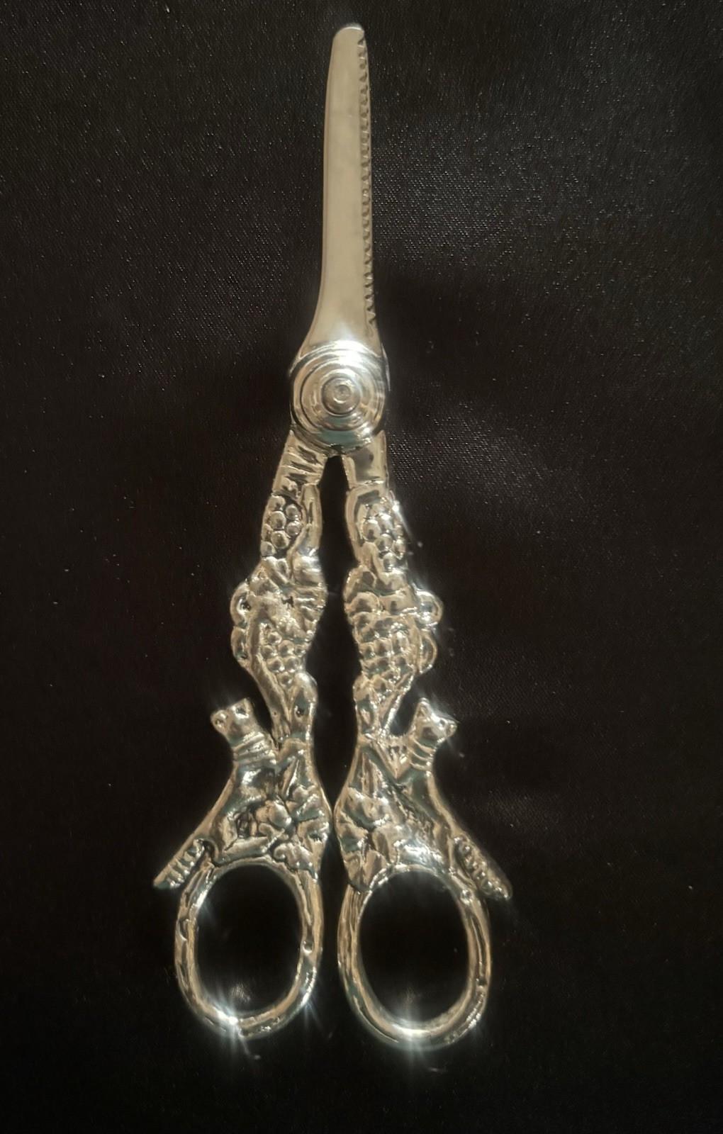 Vintage Silver Plated Grape Shears With Ornate Handles Vine And Fox Motif