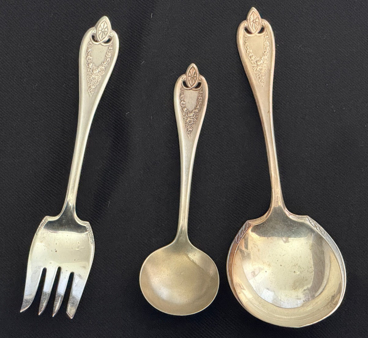 1847 Rogers Bros Old Colony Silverplate Flatware Spoon Fork Serving Set of 3