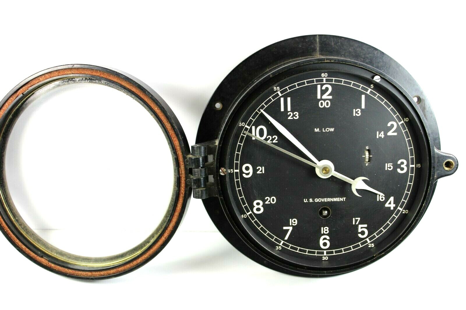 U.S. Government M. Low Black Bakelite 2400 Hours Bulkhead Clock – MINT CONDITION