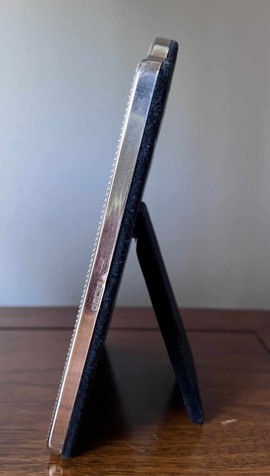 VINTAGE ENGLISH HALLMARKED STERLING SILVER FRAME-VELVET EASEL BACK