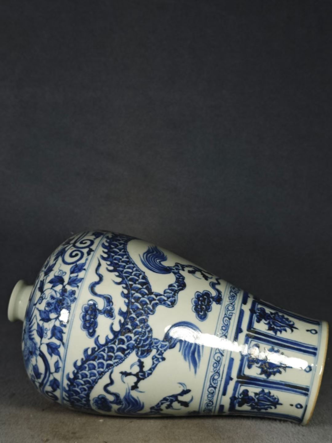 Antique Chinese Yuan Dynasty Blue and White Porcelain Plum Vase