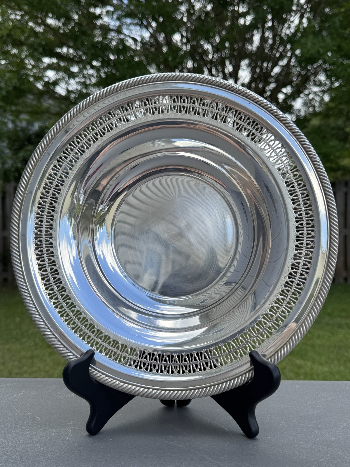 Wm. Rogers & Son 835 Silverplate 12″ Bowl Pierced/Lattice Band Rope-style Border
