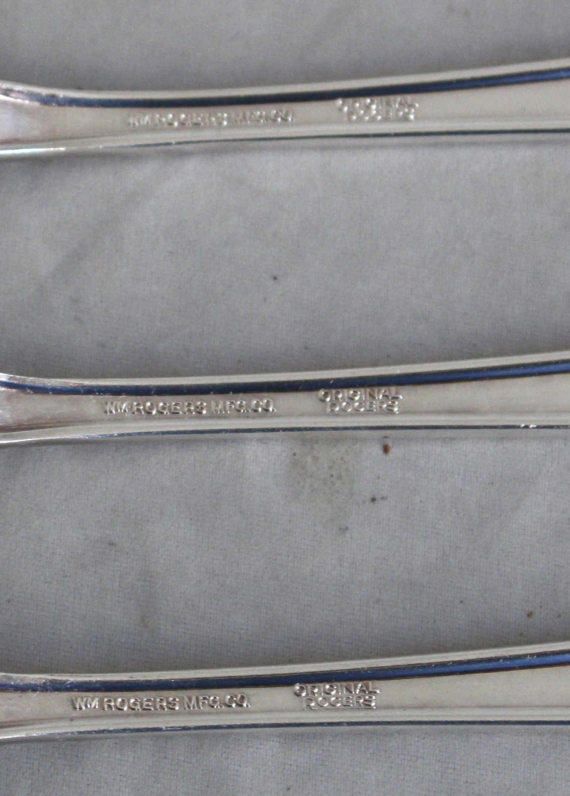 6 Wm Rogers Original Rogers SILVER MIST/MARIGOLD Dinner Forks
