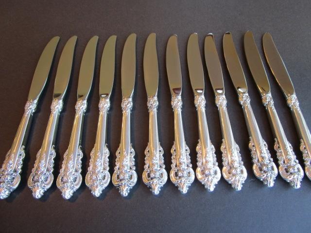 1 (ONE) WALLACE GRANDE BAROQUE STERLING SILVER FLATWARE DINNER KNIFE-9″MINT****