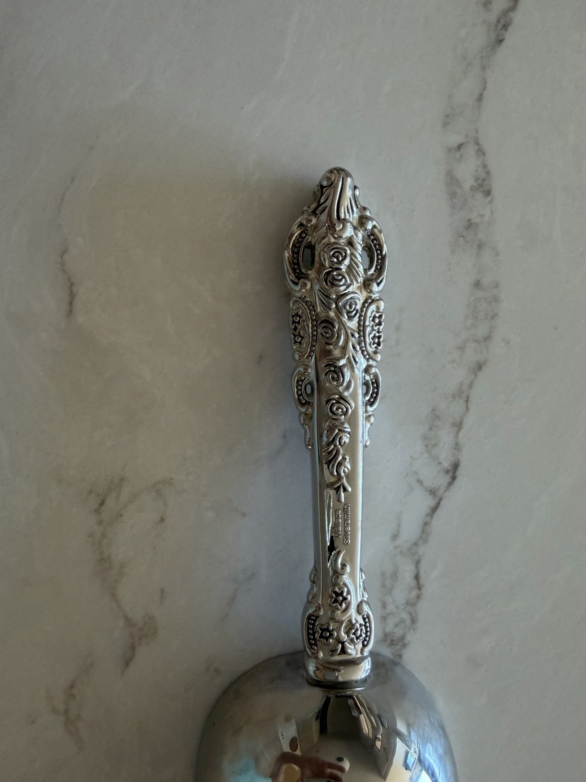 Vintage Wallace Silversmiths Ice Scoop ~ Roses ~ Silver Plated~Baroque~Rococo