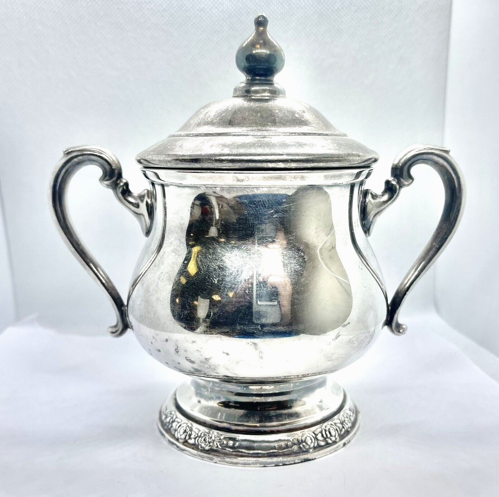 Camille silver co silver plated sugar pot 9 inch height 438 grams estate vintage