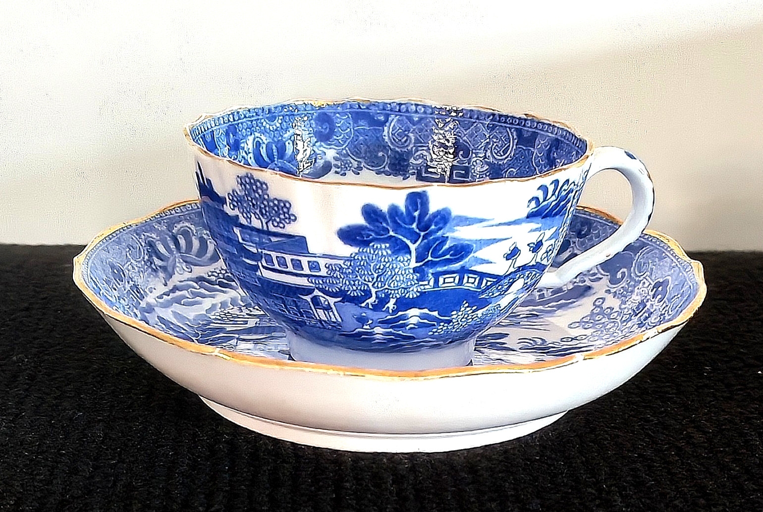 ANTIQUE GEORGIAN SPODE TWO TEMPLES TEA CUP & SAUCER c.1810